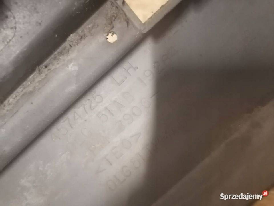 Listwa na Próg Lewy Przód Chrysler 300M Pleszew sprzedam