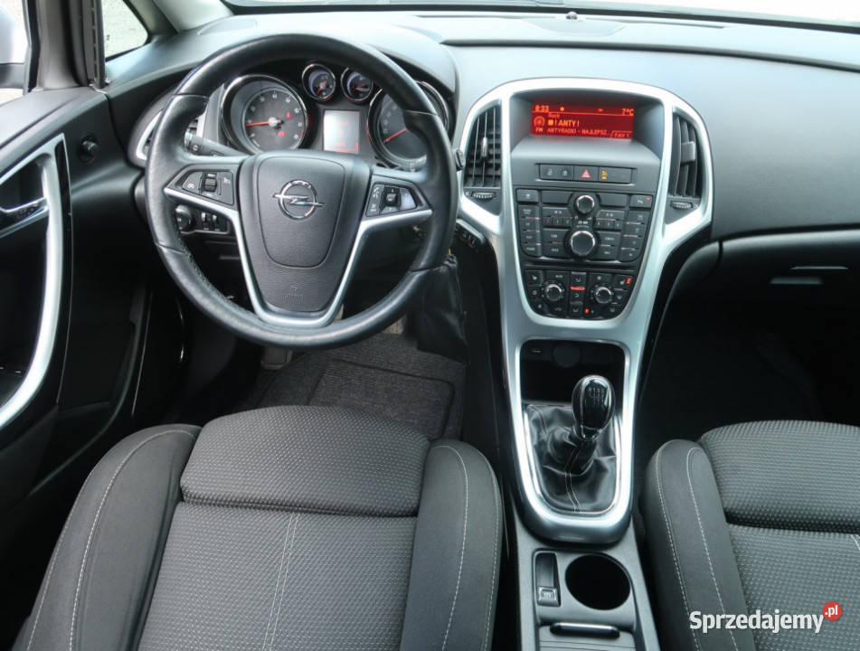 Opel Astra 14 T Piaseczno