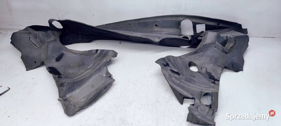 WYGŁUSZENIE ŚCIANY GRODZIOWEJ AUDI A3 8P Przystajń