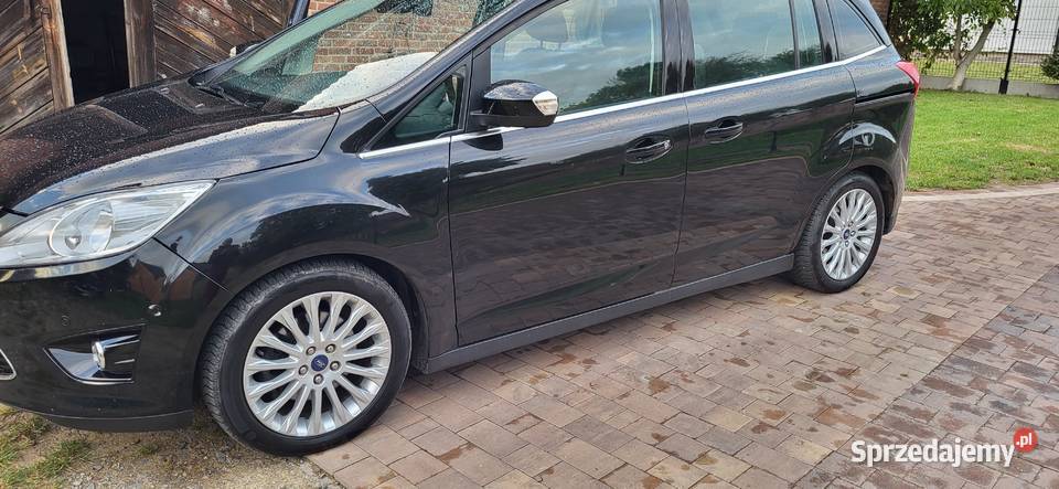 Ford grand cmax titanium Turobin