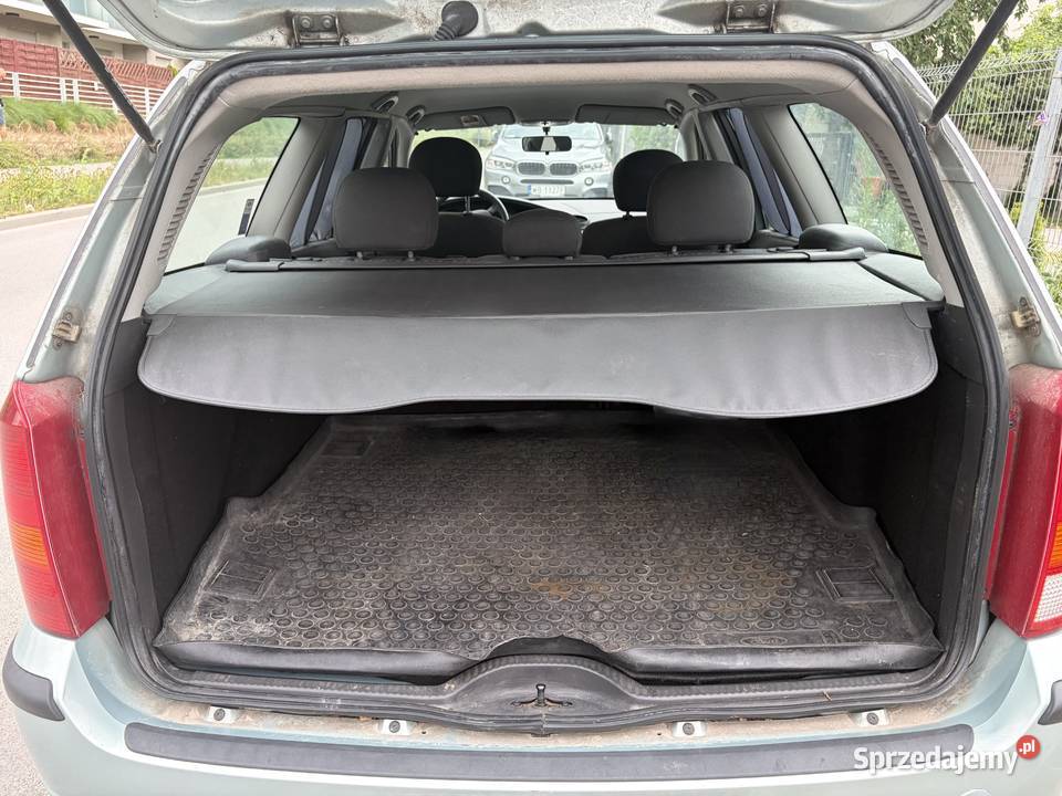 Ford Focus Kombi 16 Benzyna Salon Bezwypadek klimatyzacja