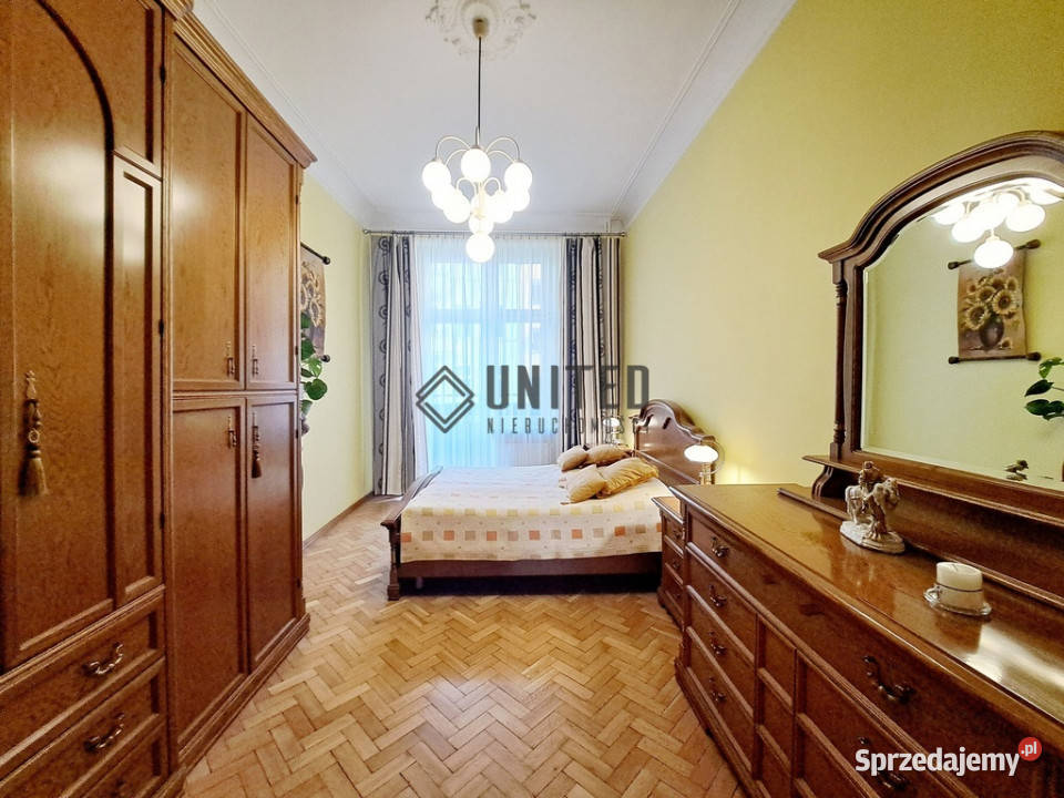 3 PokojeCO miejskieDuża LoggiaBalkon