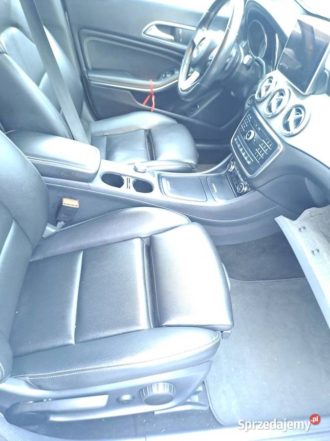 Sprzedam Mercedes CLA 180 Ostrowiec Świętokrzyski