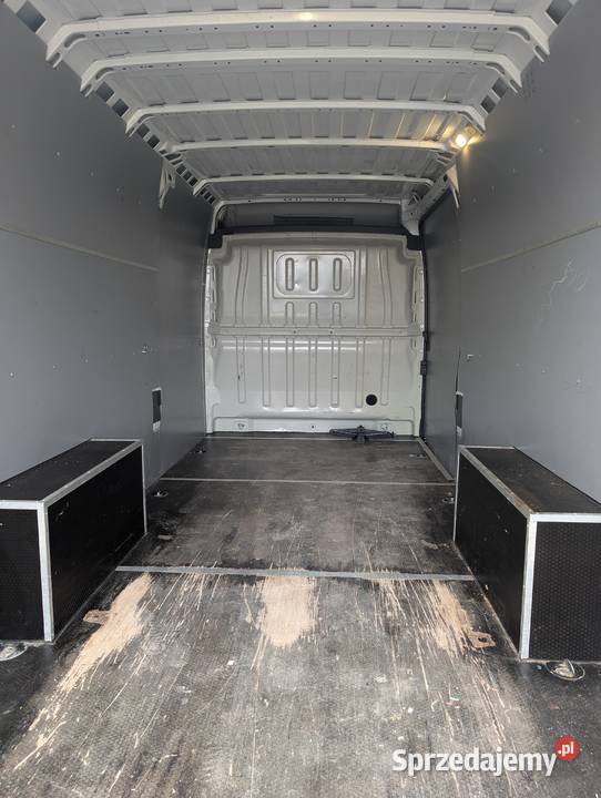 Wynajem busa dostawczaka dostawczy podkarpackie Łąka