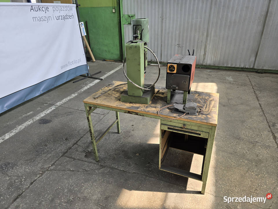 Nitownica radialna BRCKER RN 180 nity 810 mm 12 Biskupice