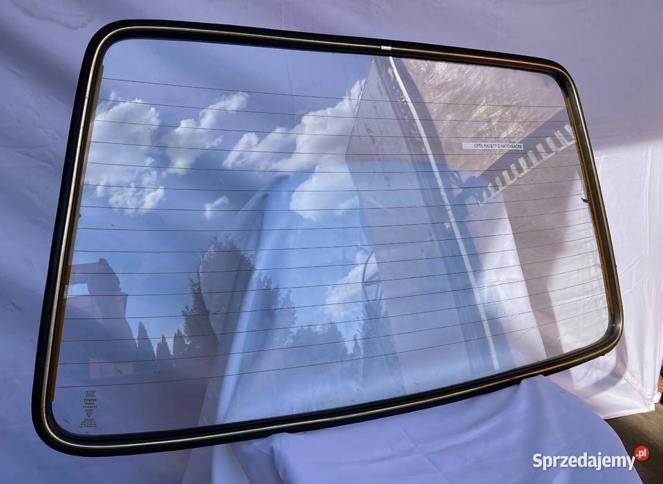 Opel Kadett C 3D klapa tylna z szybą Karoseria Poznań
