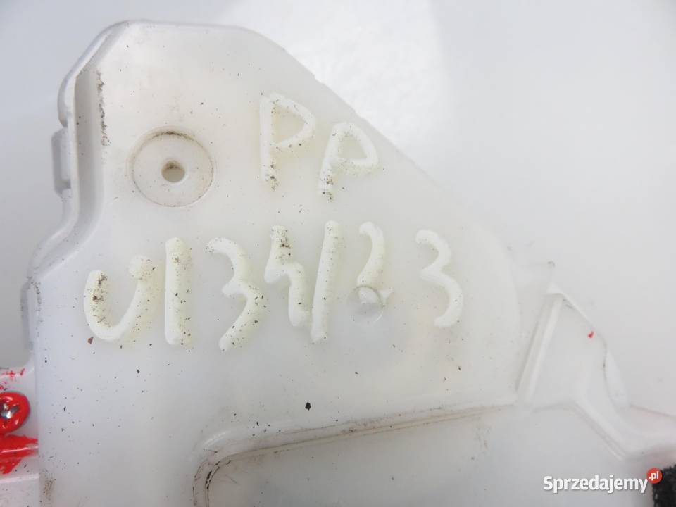 ZAMEK PRAWY PRZEDNI HONDA CRZ 7 PIN małopolskie