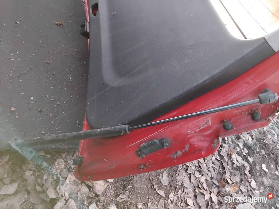 KIA Carens II Tylna Klapa Bagażnika czerwona Radzymin