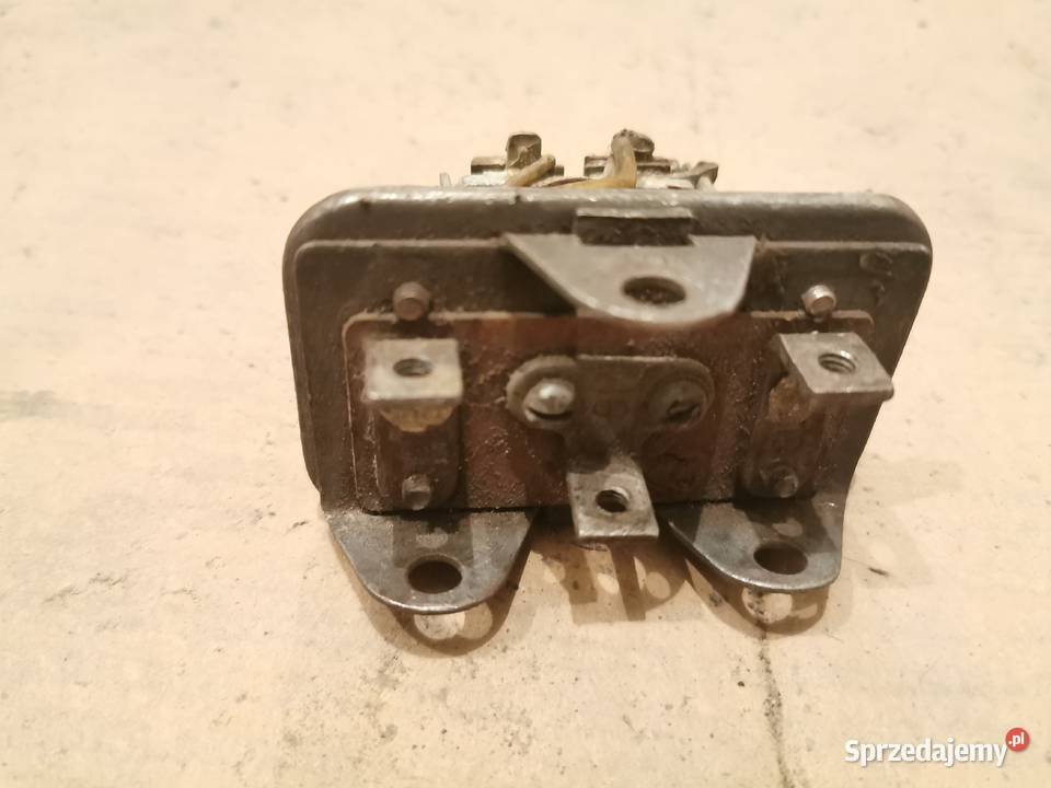 Junak M07 M10 Regulator napięcia oryginalny