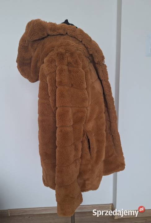 Lekkie przejściowe sztuczne futro brązowe z Kraków