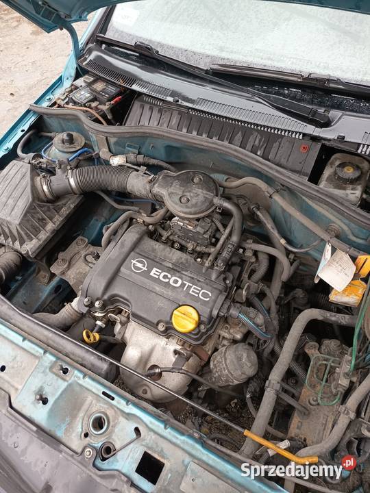 Opel corsa c 10 długie opłaty gotowy do jazdy Oświęcim