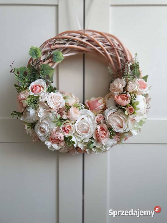 Wianek stroik kompozycja herbaciane róże 35 Dekoracje i ozdoby Promnice