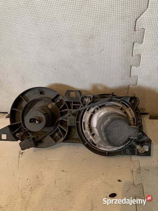 Bmw e30 hella yellow