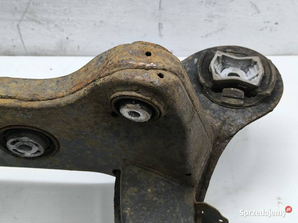 SANKI WÓZEK BELKA TYŁ MERCEDES ECLASA W212 22CDI osobowe