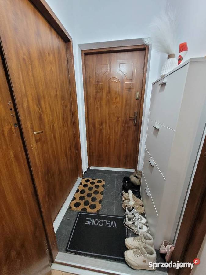 Sprzedam mieszkanie własność Trąbki Wielkie