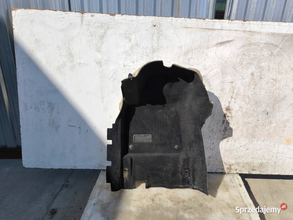 DYWAN WYKŁADZINALEWY PRZÓD AUDI A8 D4 4H1863709B osobowe Przystajń