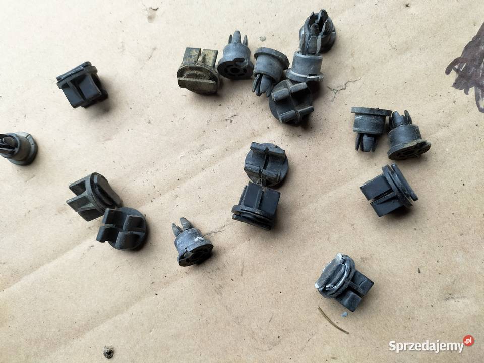 AUDI 80 B3 B4 UCHWYT LINKI ZAMKA DRZWI Kamień-Kolonia sprzedam