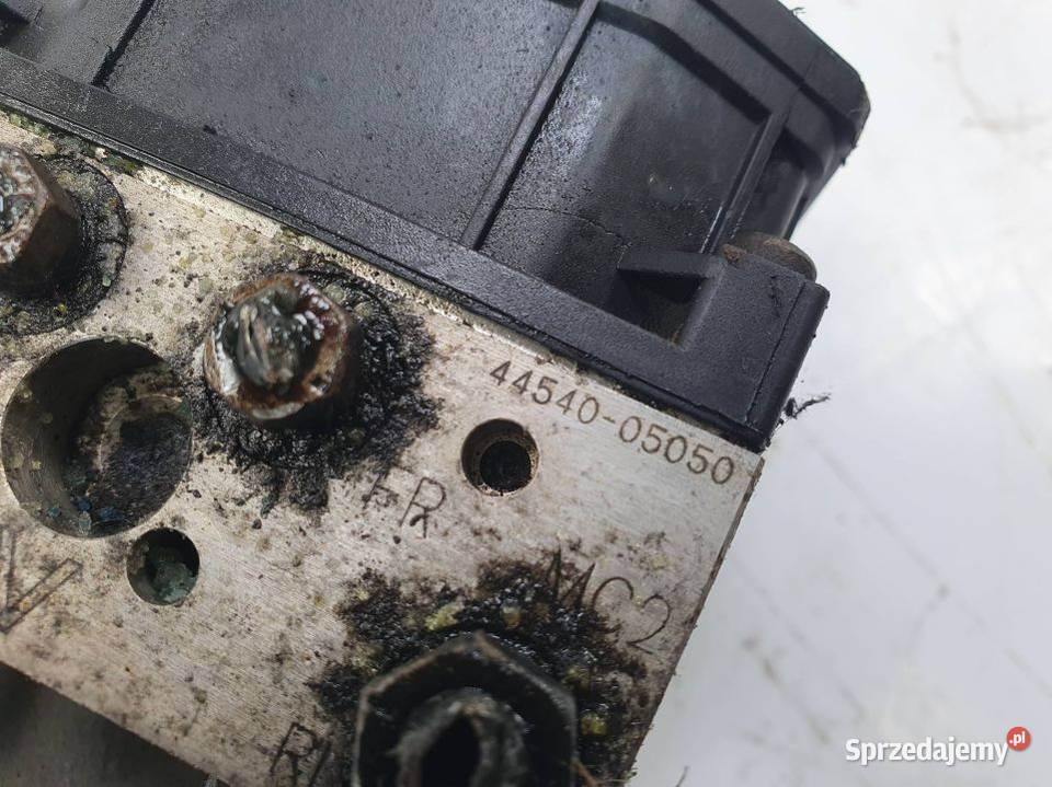 POMPA ABS HAMULCOWA TOYOTA AVENSIS T25 Lipno