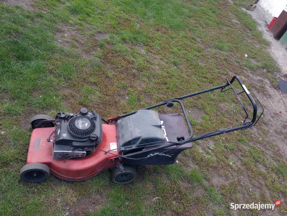 Kosiarka spalinowa z napędem silnik Briggs Dom i Ogród Niszczewy