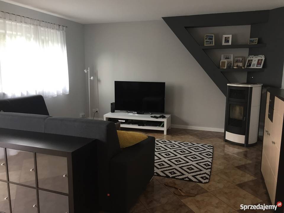 Segment środkowy 4 pokoje 131 m2 z garażem Łódź sprzedam