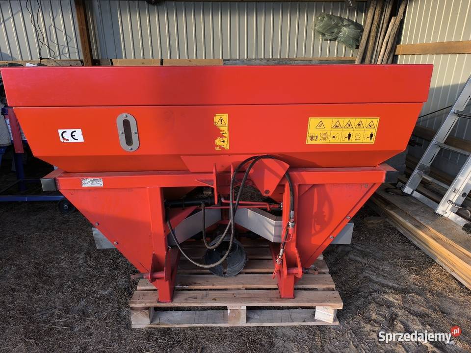 Rozsiewacz nawozów dwutarczowy N056 Choroszczynka