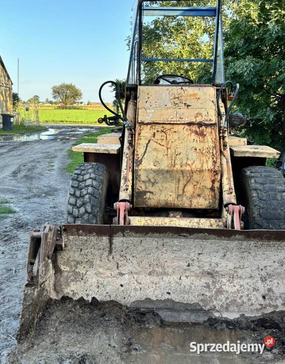 Ładowarka nieuszkodzony Bedlno