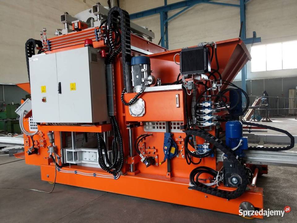 SUMAB E12 Mobilna wibroprasa do produkcji bloków