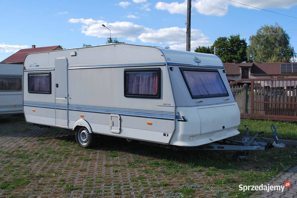 HOBBY PRESTIGE 535 1993 4 OS Z ŁAZIENKĄ 1