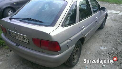 Ford Escort mk7 GHIA Szymanów