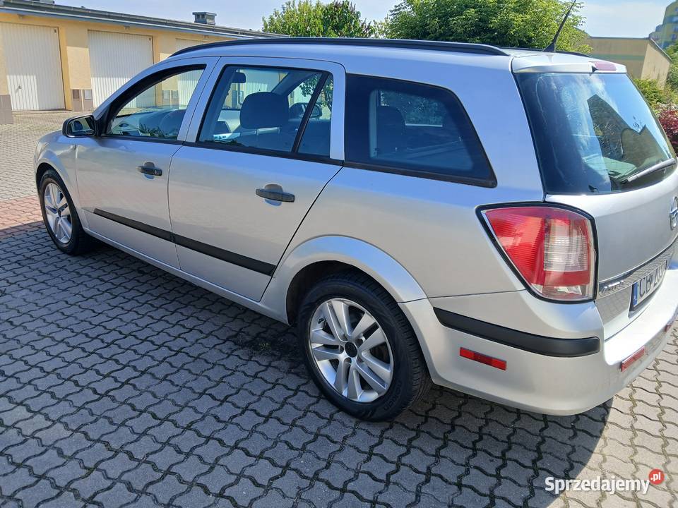 opel astra combi 2009 14na łancuszku GAZ klima Zarejestrowany w Polsce Bydgoszcz
