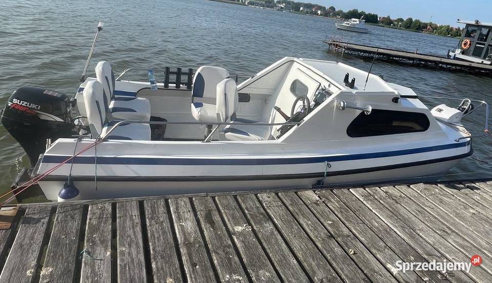 Łódź motorowa kabinowa z silnikiem Żeglarstwo zachodniopomorskie Wałcz