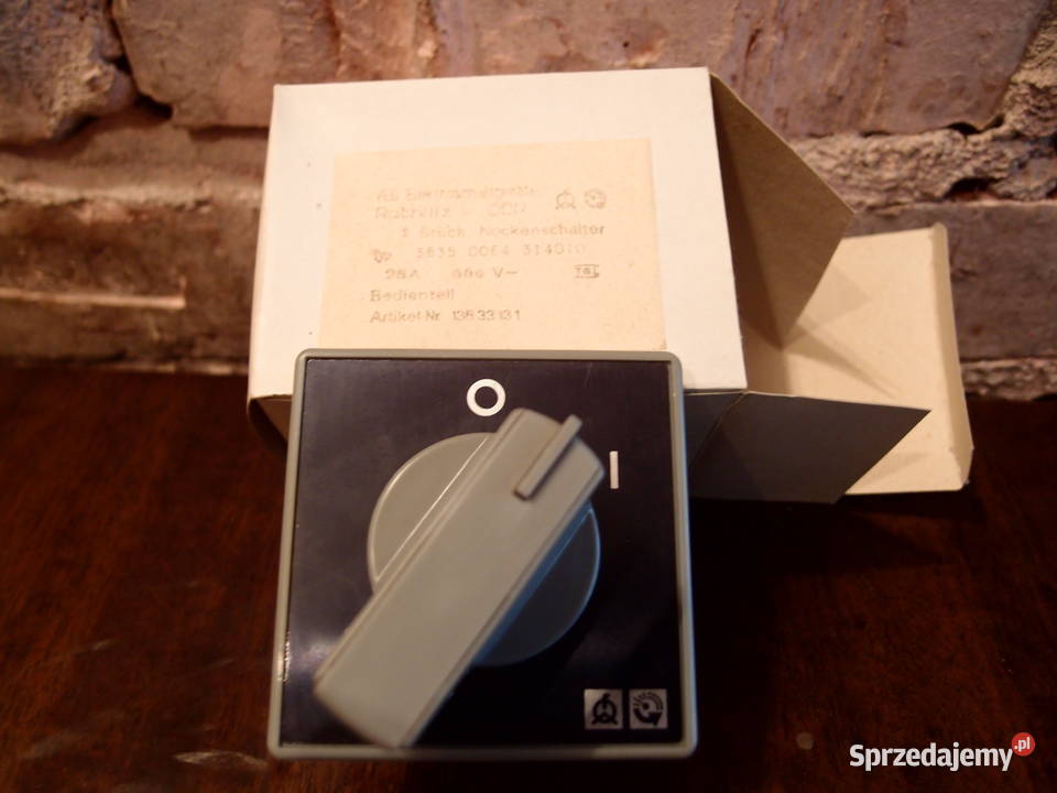 Przełącznik krzywkowy 25A 660V 3tory Produkcja