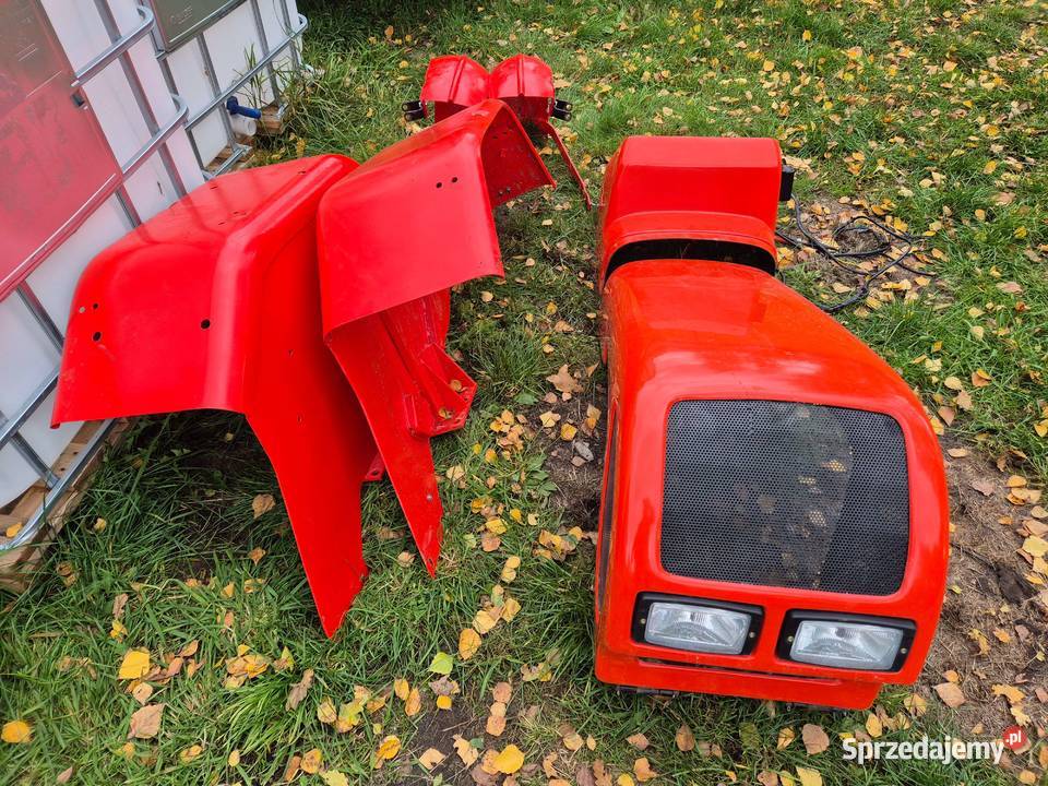 Błotniki maska URSUS C330 komplet błotniki tył Bucze