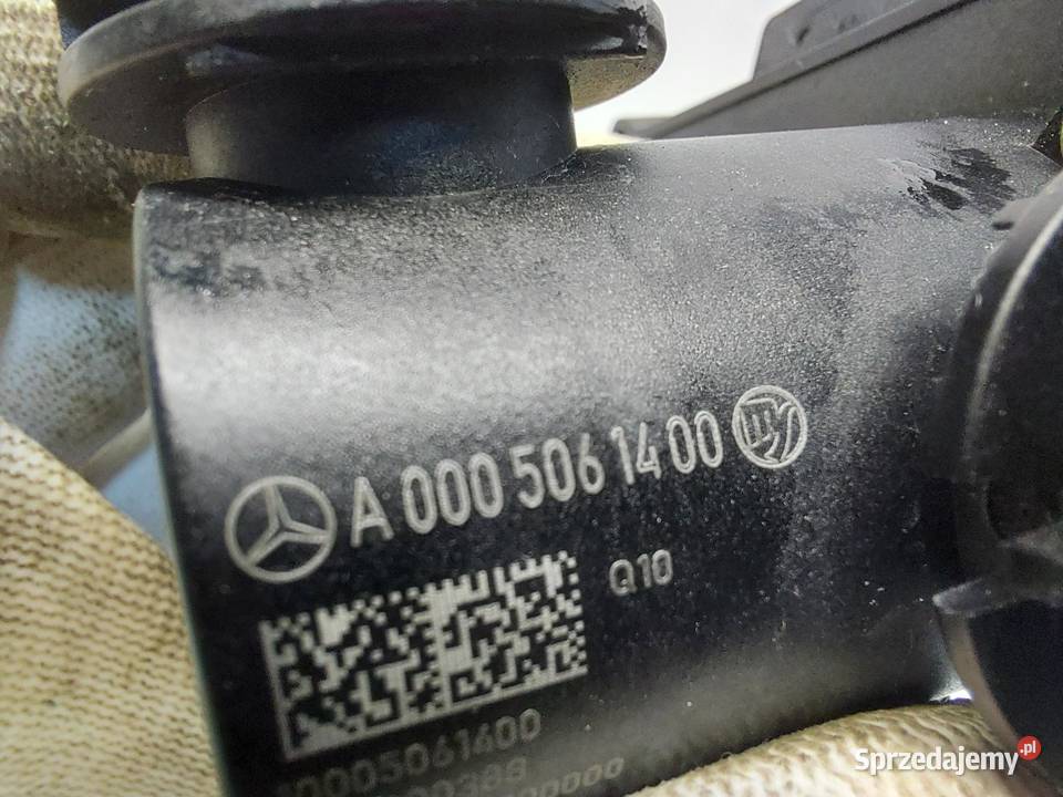 Mercedes EQA 250 W243 ZAWÓR WODY POMPA osobowe