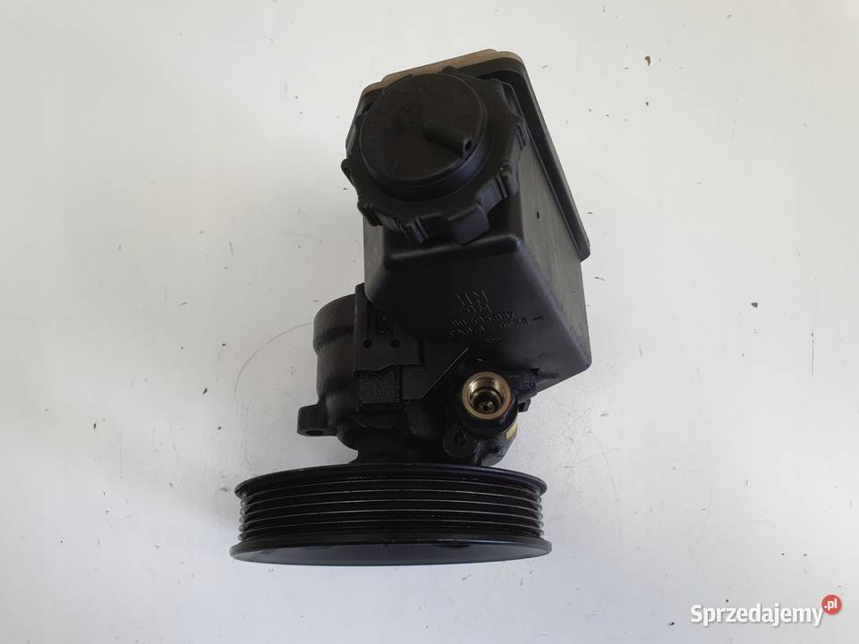 Opel Vectra B 16 16V POMPA WSPOMAGANIA 90495957 Rudka