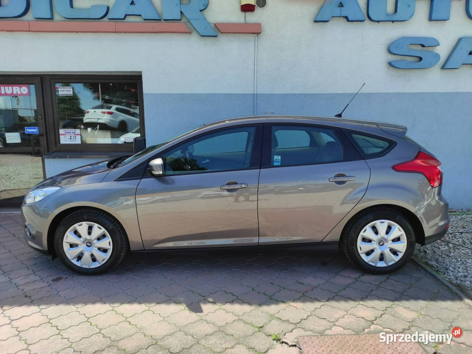 Ford Focus 16i klima niski przebieg bez turbo lakier metallic Racibórz