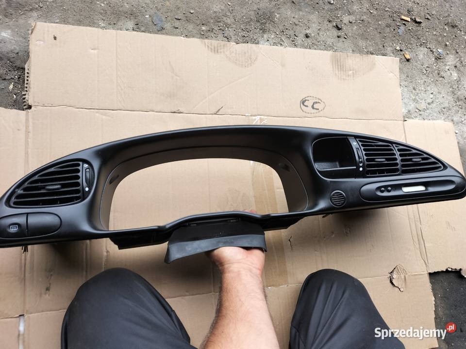 FORD MONDEO MK2 OBUDOWA OSŁONA RAMKA LICZNIKA Kamień-Kolonia
