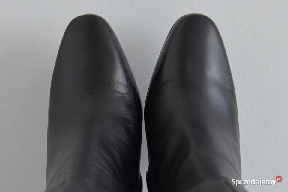 Pełne KOBIECEGO WDZIĘKU kozaki ZARA zakrywające Moda i Styl Białystok