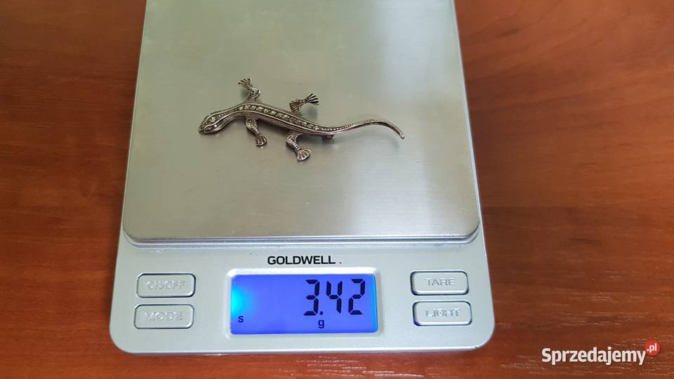 Stara broszka Salamandra jaszczurka z Dąbrowa Górnicza