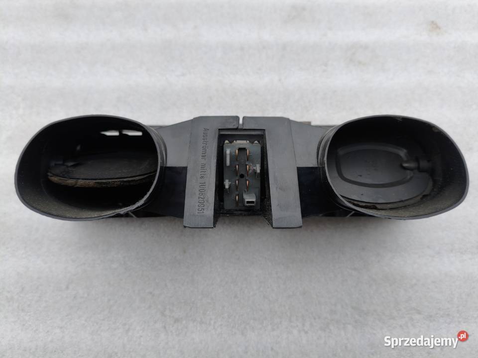 Kratka Nawiewu Środkowa Włącznik Awaryjnych sprzedam