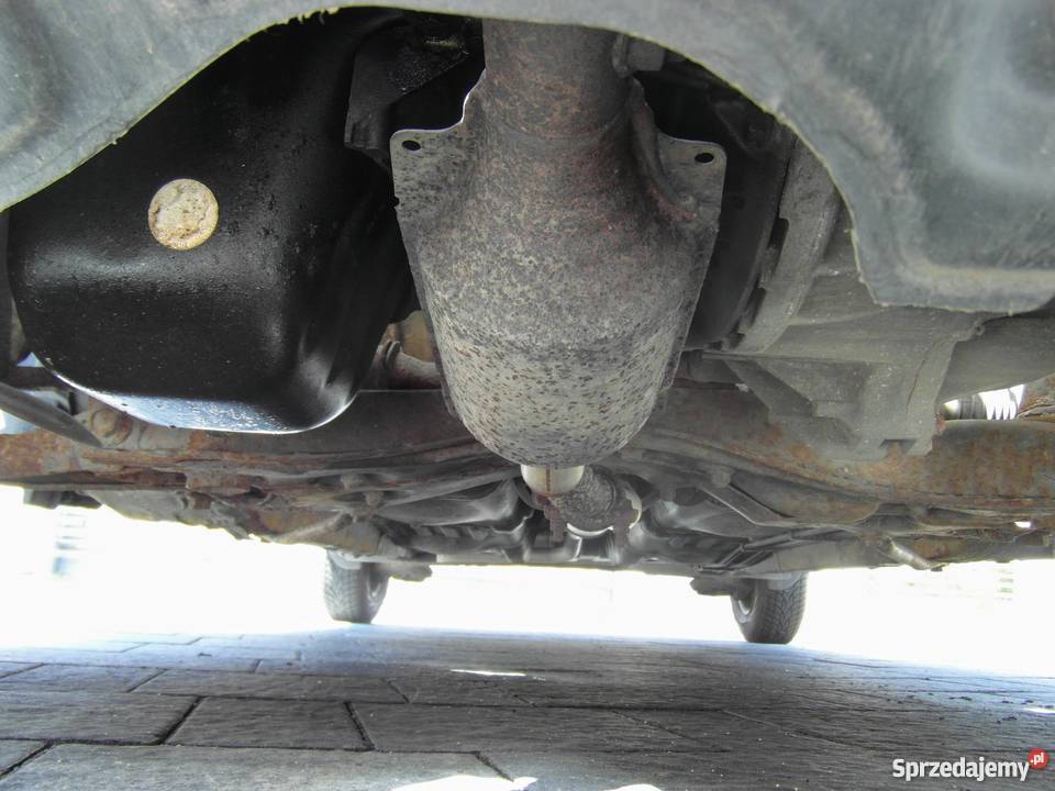 Toyota Yaris 10 wersja 3drzwiowa Brzoskwinia