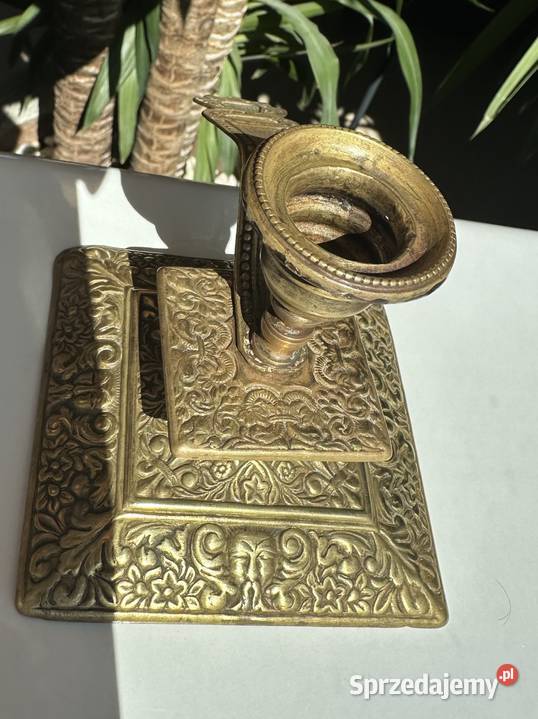 Świecznik antyk inny kolor Pruchnik