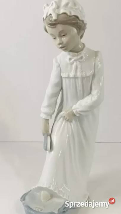 DUŻA FIGURKA NAO LLADRO DZIEWCZYNA MYJĄCA STOPY Pabianice