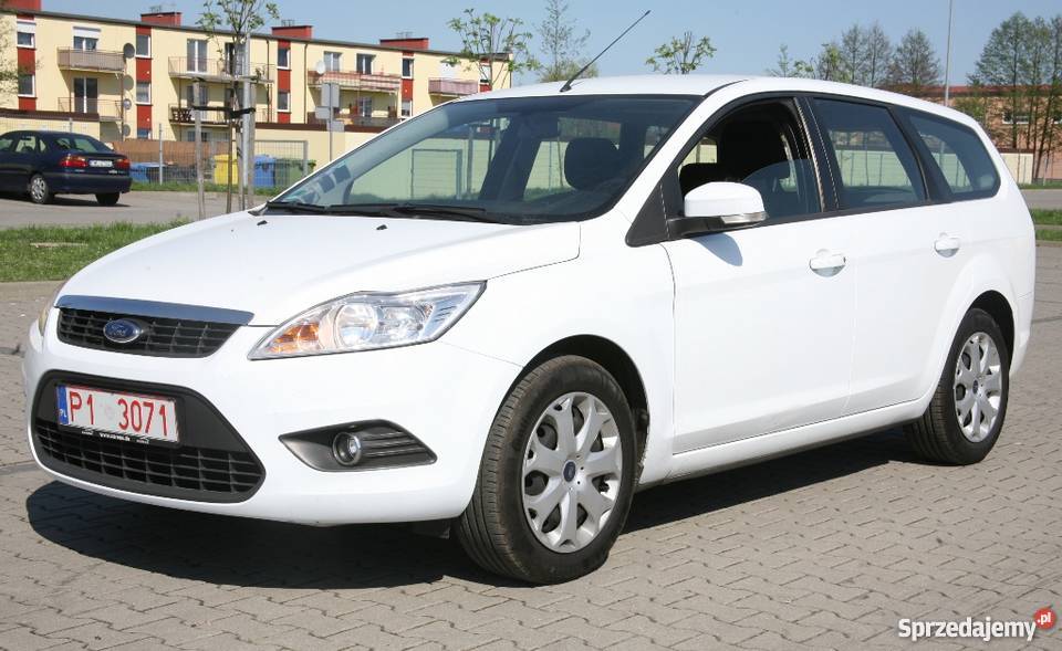 Ford Focus 16 benzyna KOMBI 2010 wersja SPORT wspomaganie kierownicy