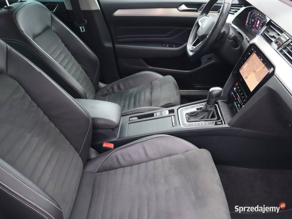 VW Passat 20 TSI nieuszkodzony Katowice