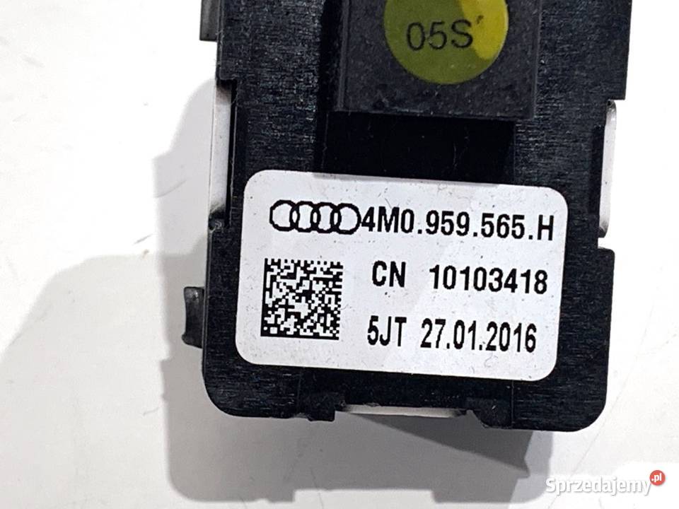 PRZEŁĄCZNIK REGULACJI LUSTEREK AUDI A4 B9