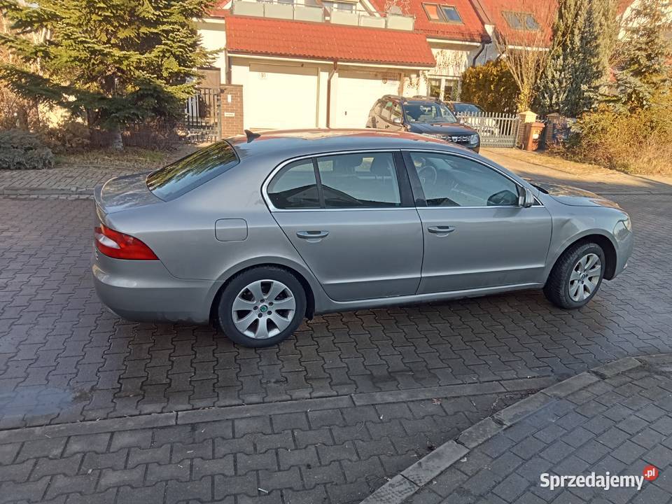 16 TDIwszystko sprawne tempomat wielofunkcja czujnik zmierzchu Wrocław sprzedam