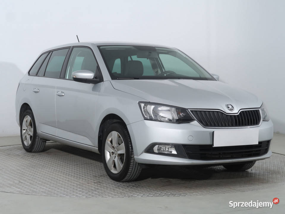 Skoda Fabia 12 TSI gniazdo USB sprzedam