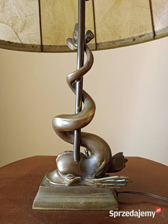 Lampa z brązu Francja Pozostałe Budzyń