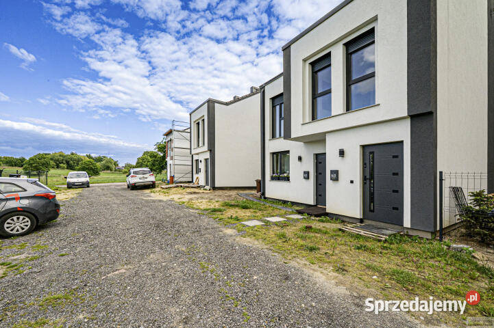sprzedaży mieszkania 6854m2 4 pokoje Prószków sprzedam